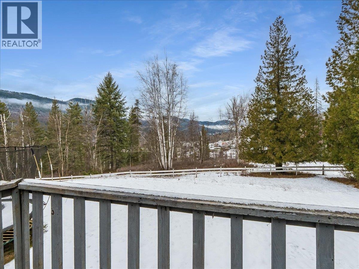 1076 COLUMBIA GARDENS ROAD - 68