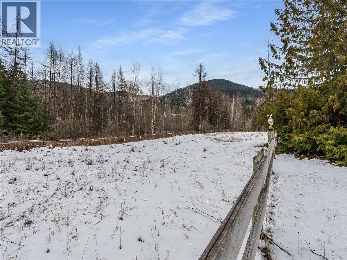 1076 COLUMBIA GARDENS ROAD - 79