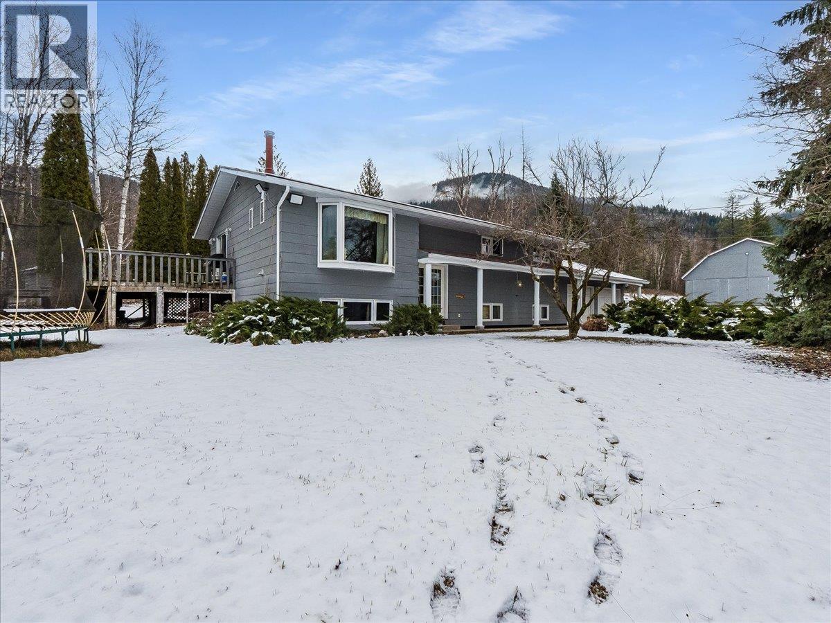 1076 COLUMBIA GARDENS ROAD - 72