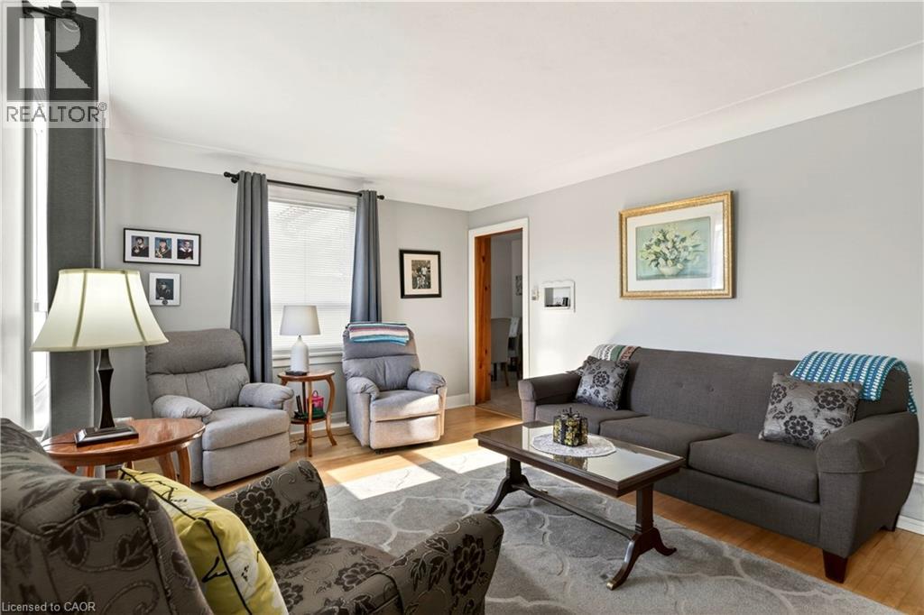 944 GARTH Street - 6