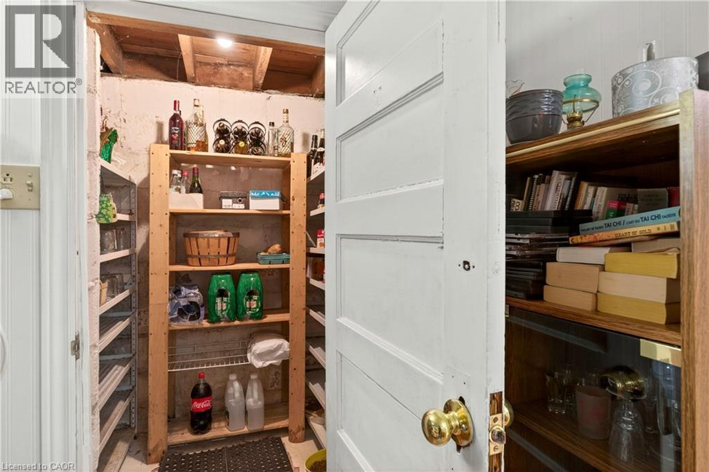 944 GARTH Street - 41