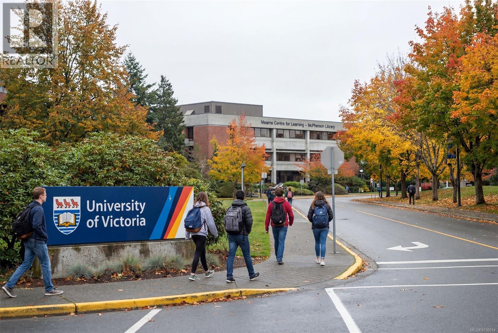  1776 Mckenzie Avenue, Saanich