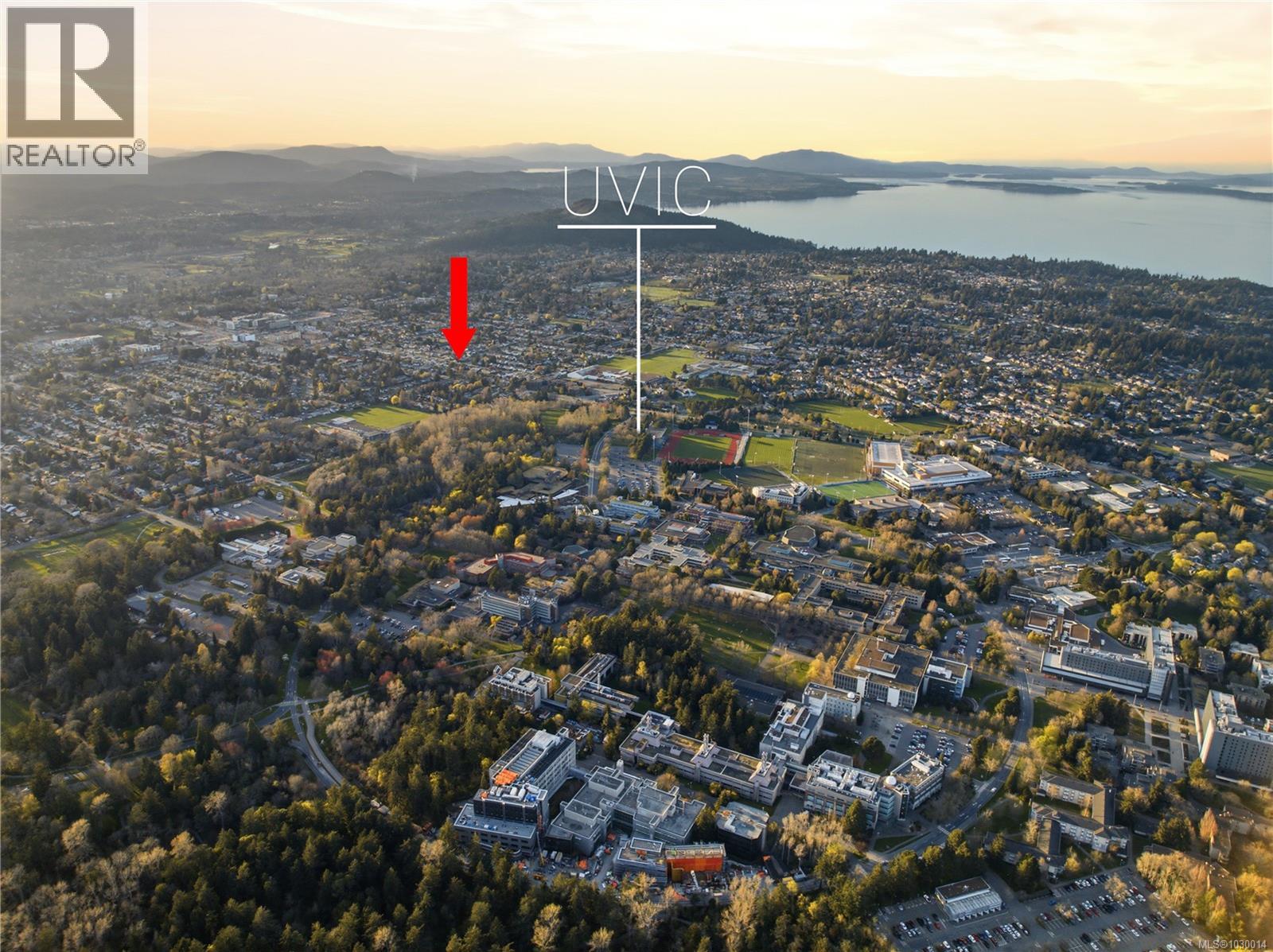  1776 Mckenzie Avenue, Saanich