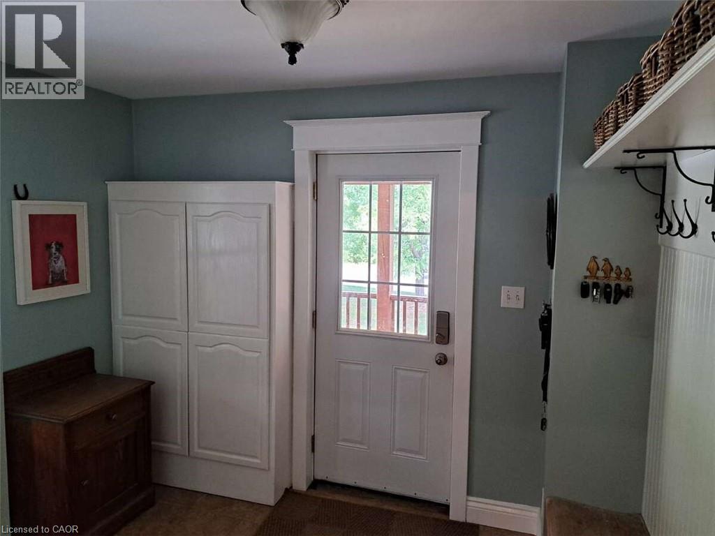 18 MILL Street - 16