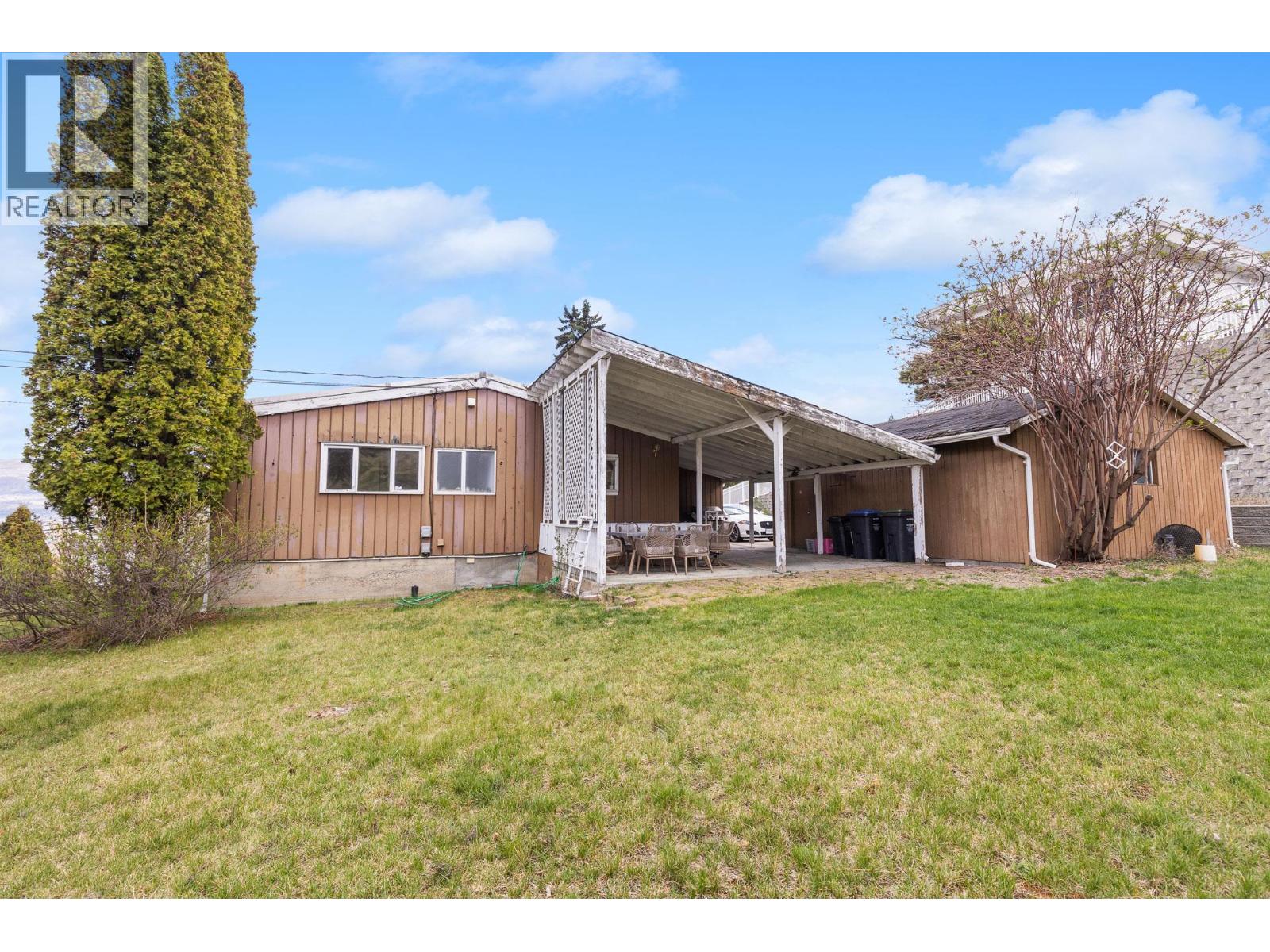  3858 Angus Drive, West Kelowna