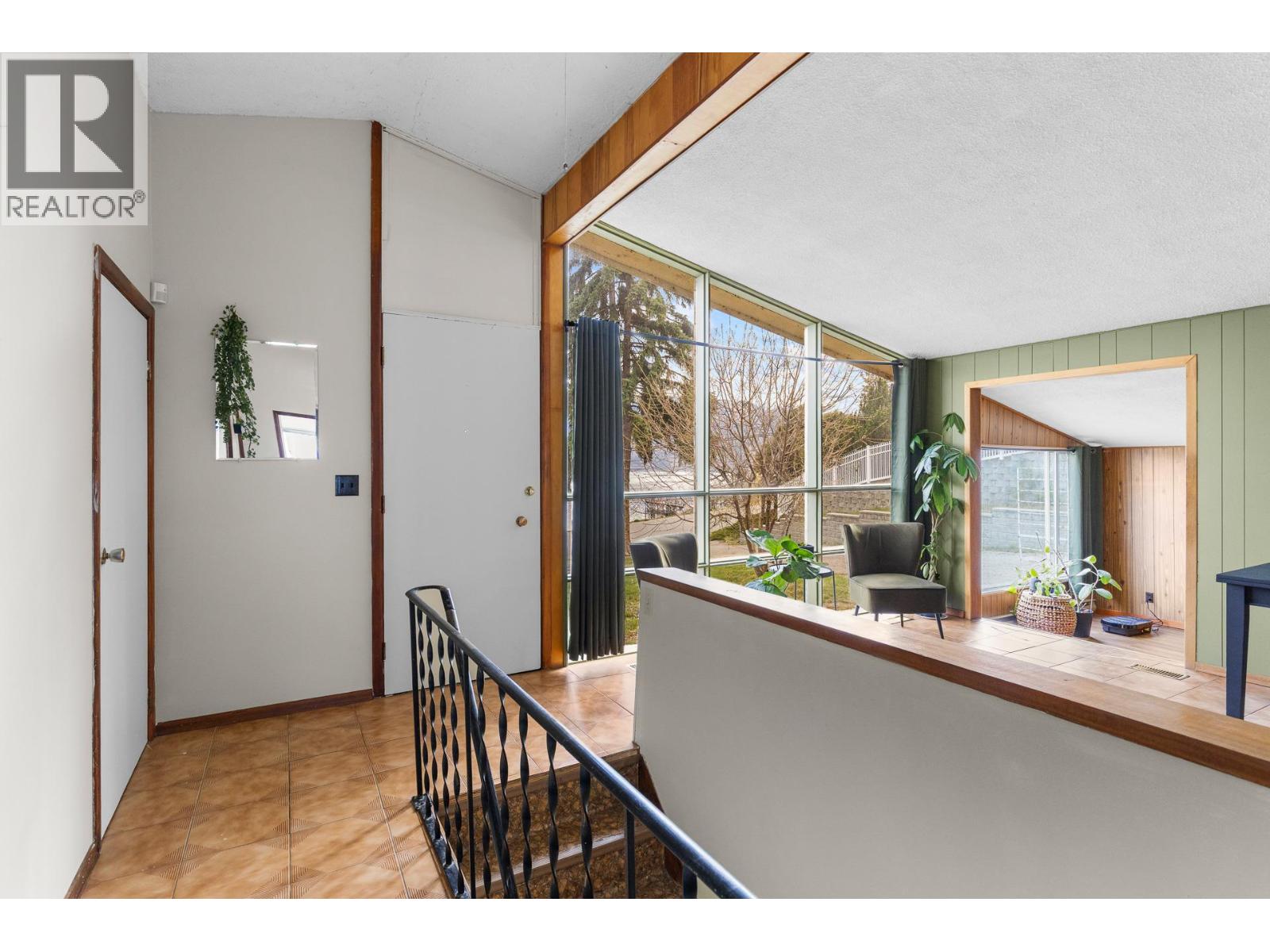  3858 Angus Drive, West Kelowna