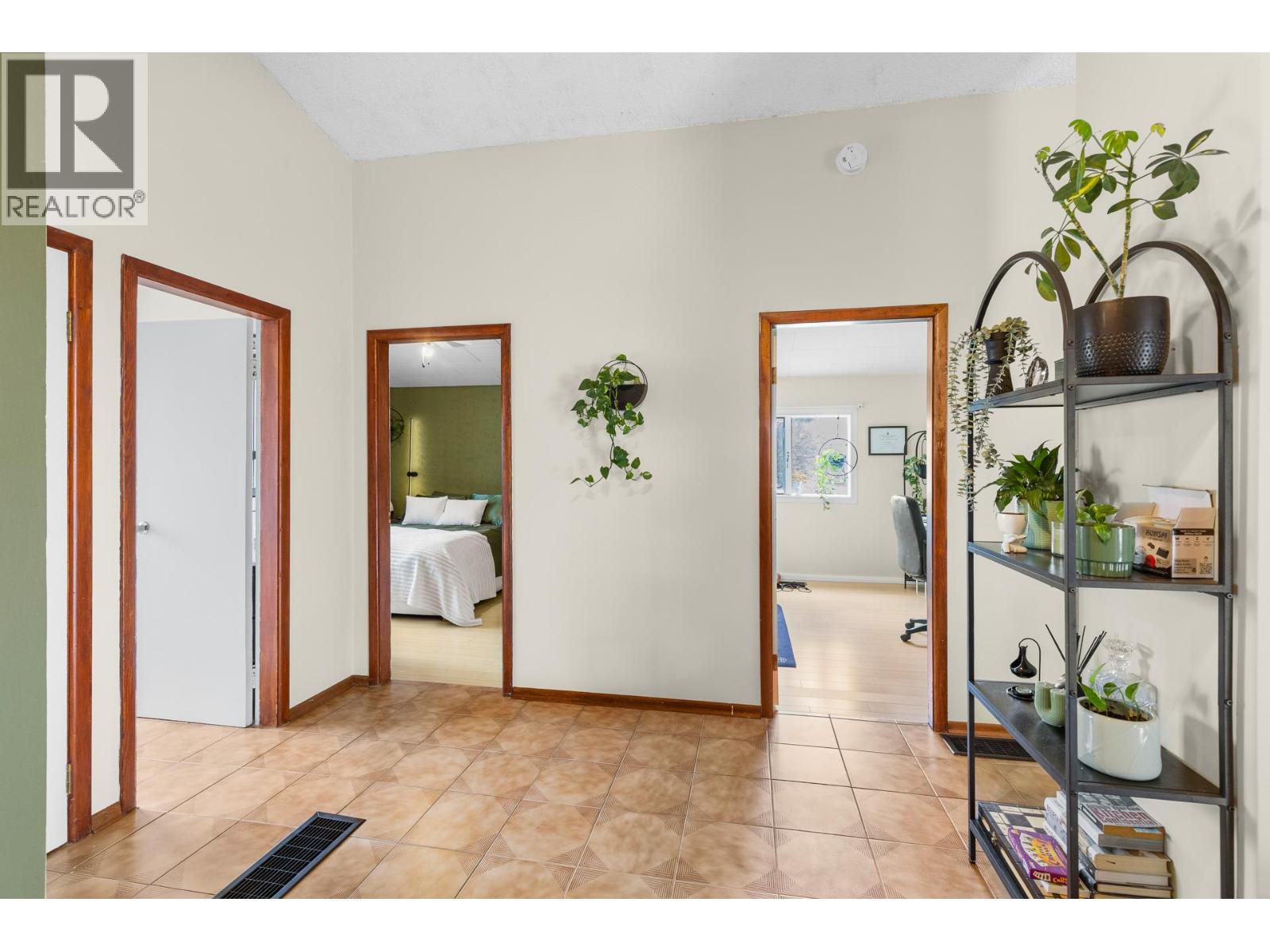  3858 Angus Drive, West Kelowna