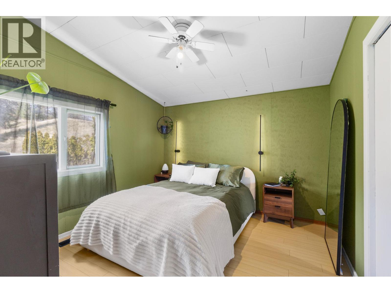  3858 Angus Drive, West Kelowna