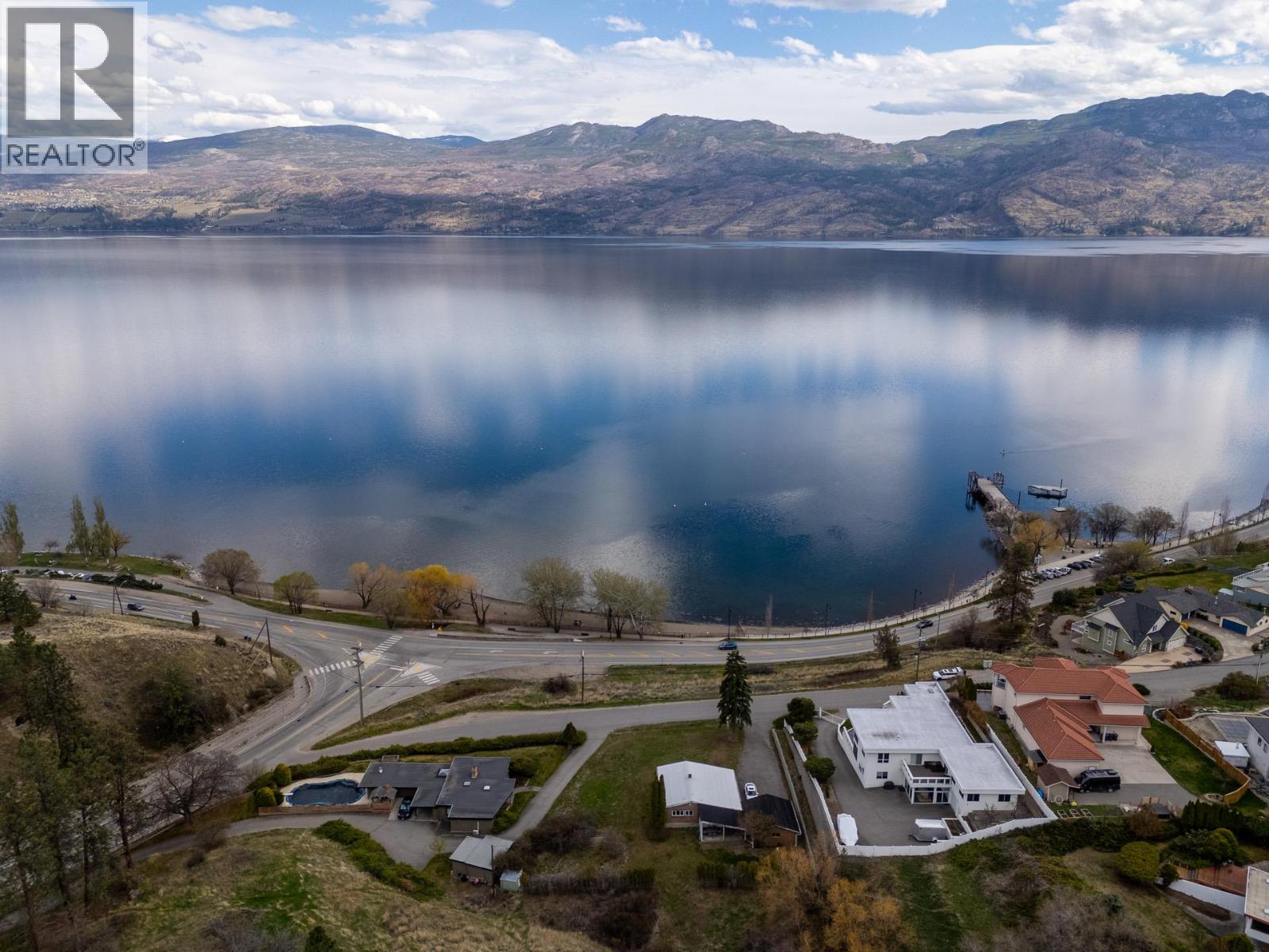  3858 Angus Drive, West Kelowna