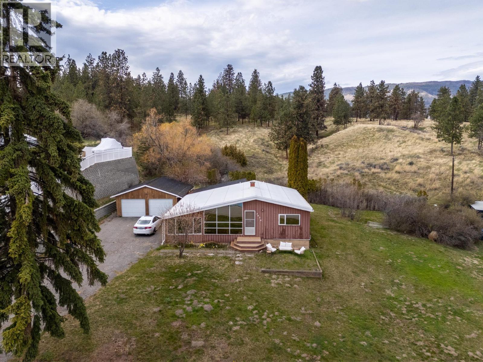  3858 Angus Drive, West Kelowna
