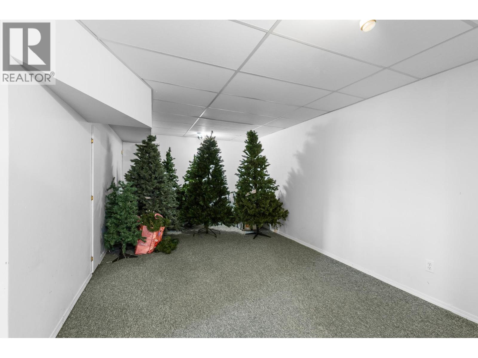  3858 Angus Drive, West Kelowna