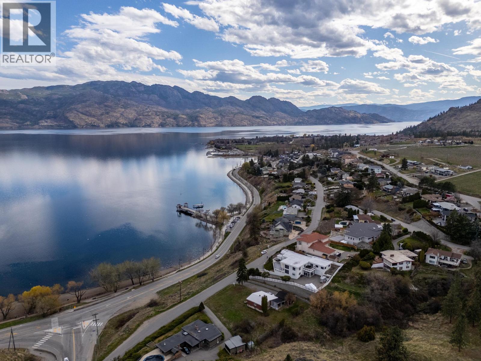  3858 Angus Drive, West Kelowna