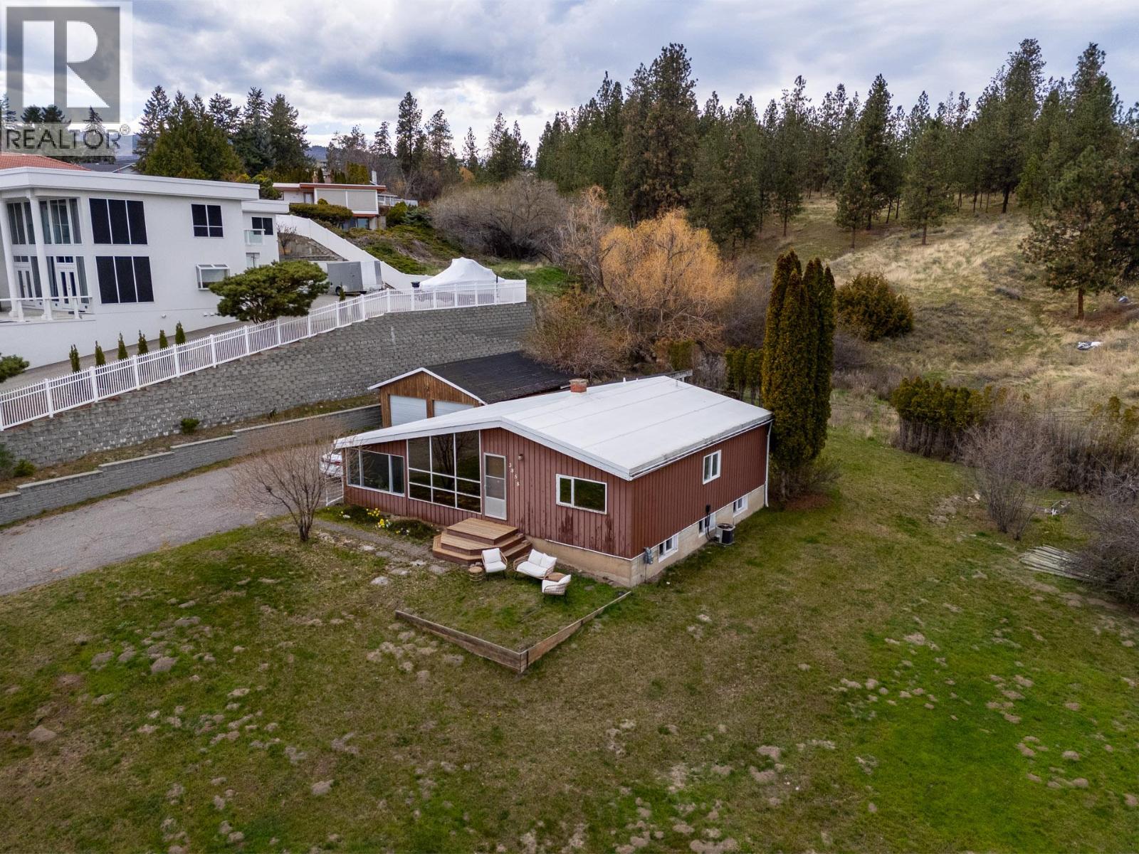  3858 Angus Drive, West Kelowna