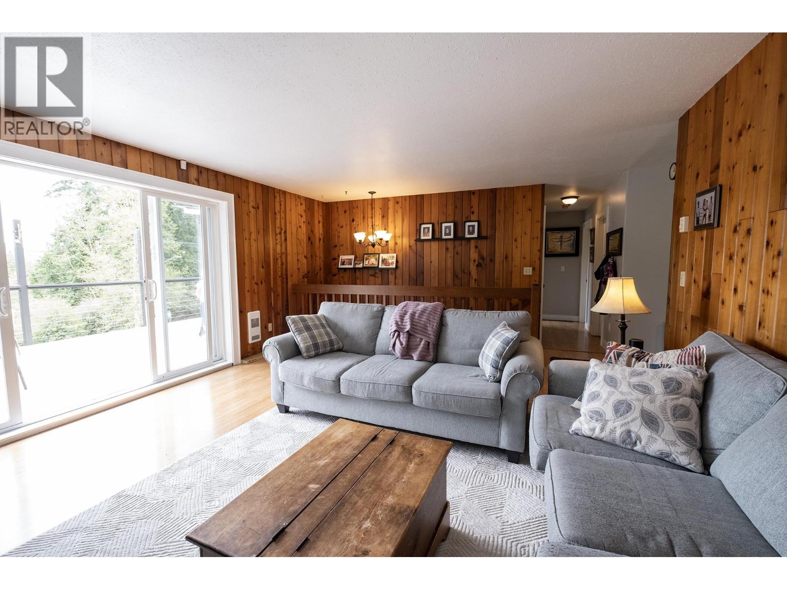 5930 SHOAL WAY, Sechelt