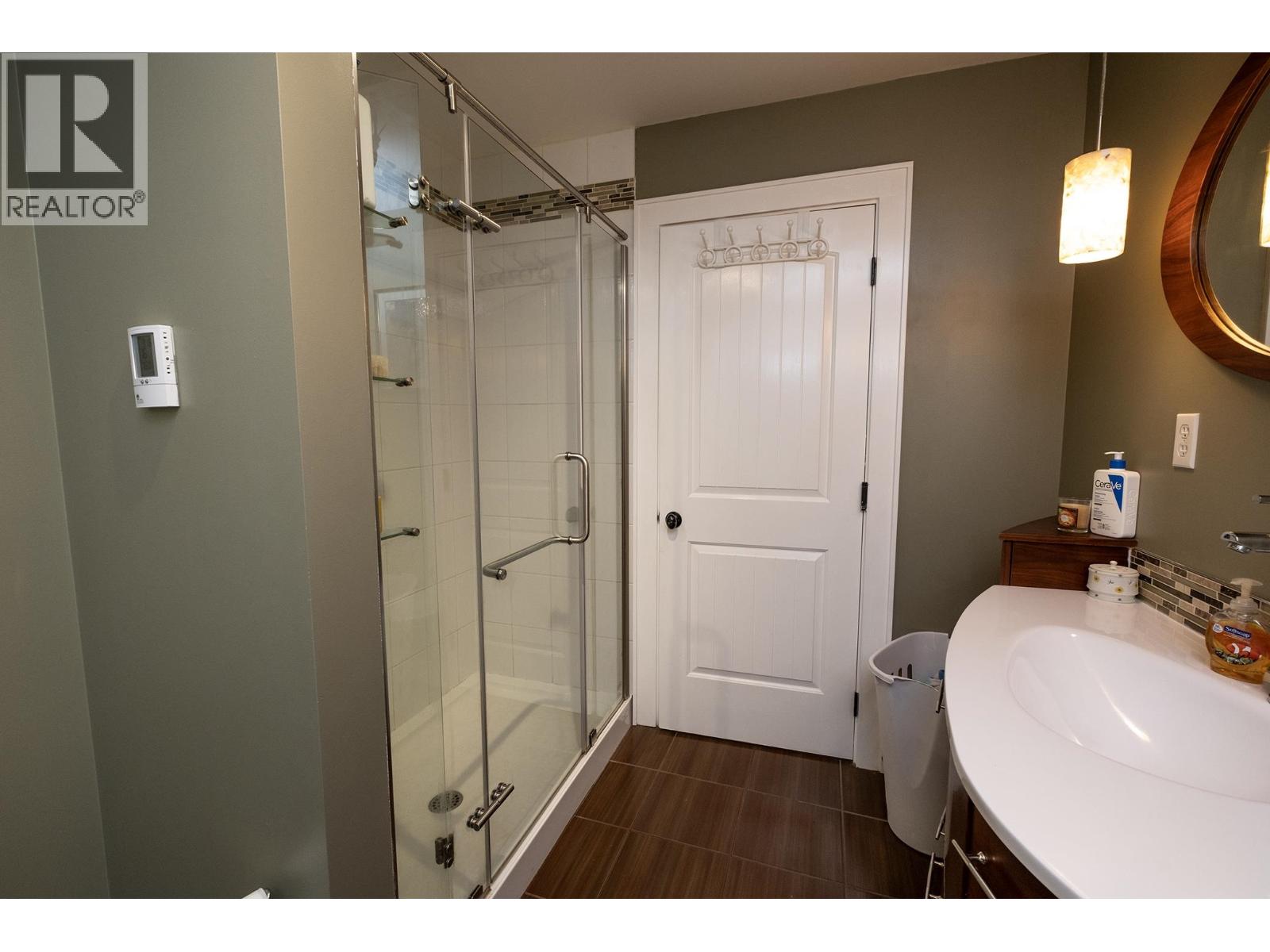 5930 SHOAL WAY, Sechelt