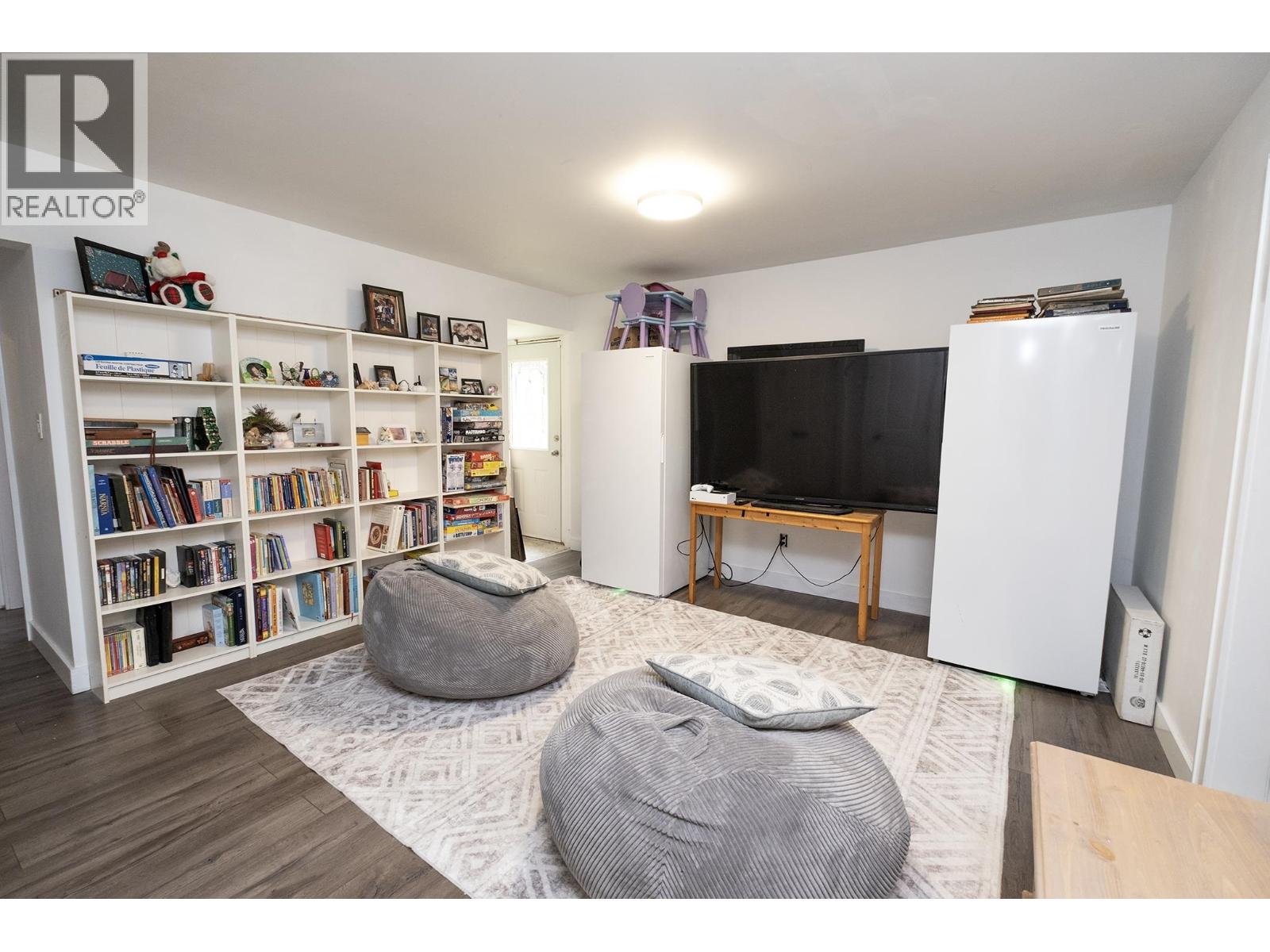 5930 SHOAL WAY, Sechelt