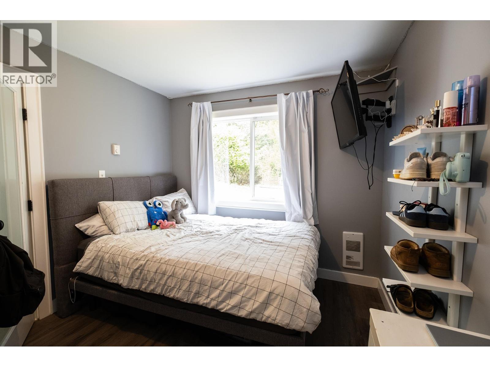 5930 SHOAL WAY, Sechelt