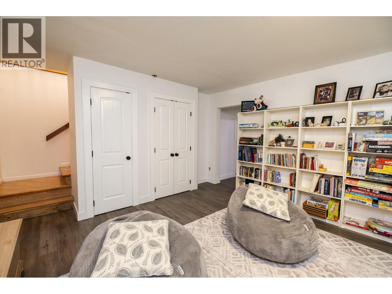 5930 SHOAL WAY, Sechelt