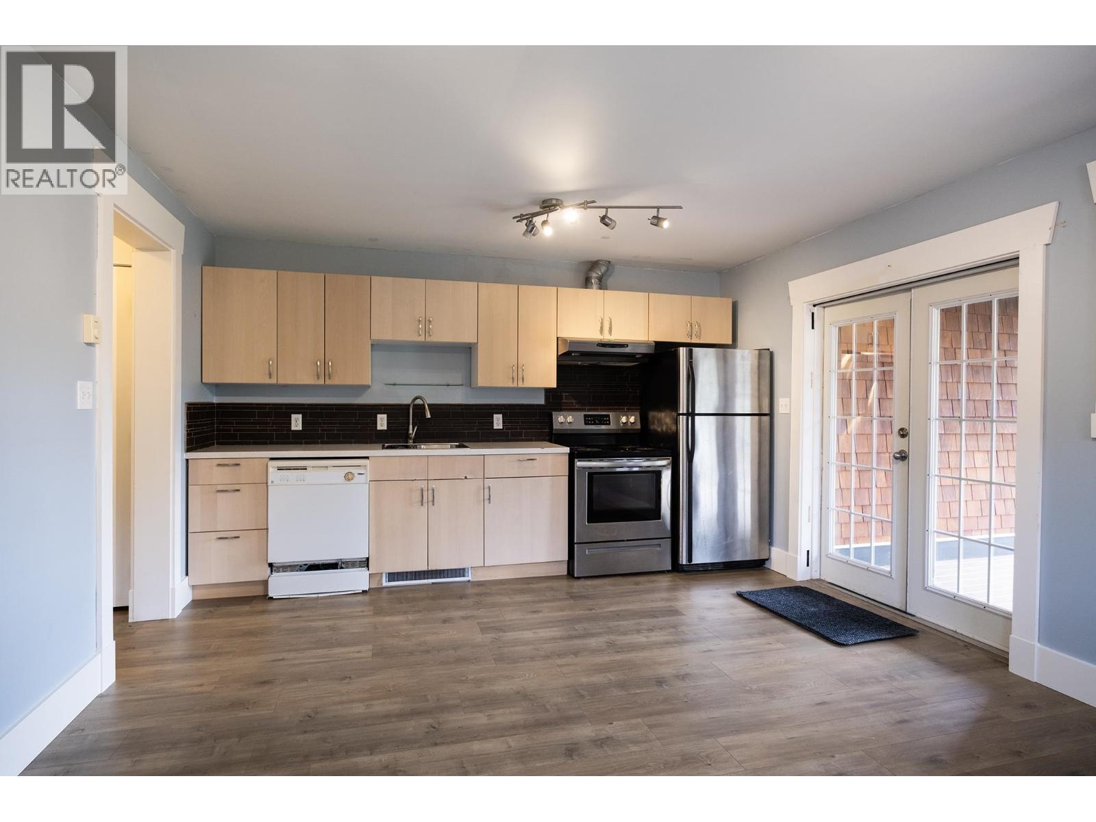 5930 SHOAL WAY, Sechelt