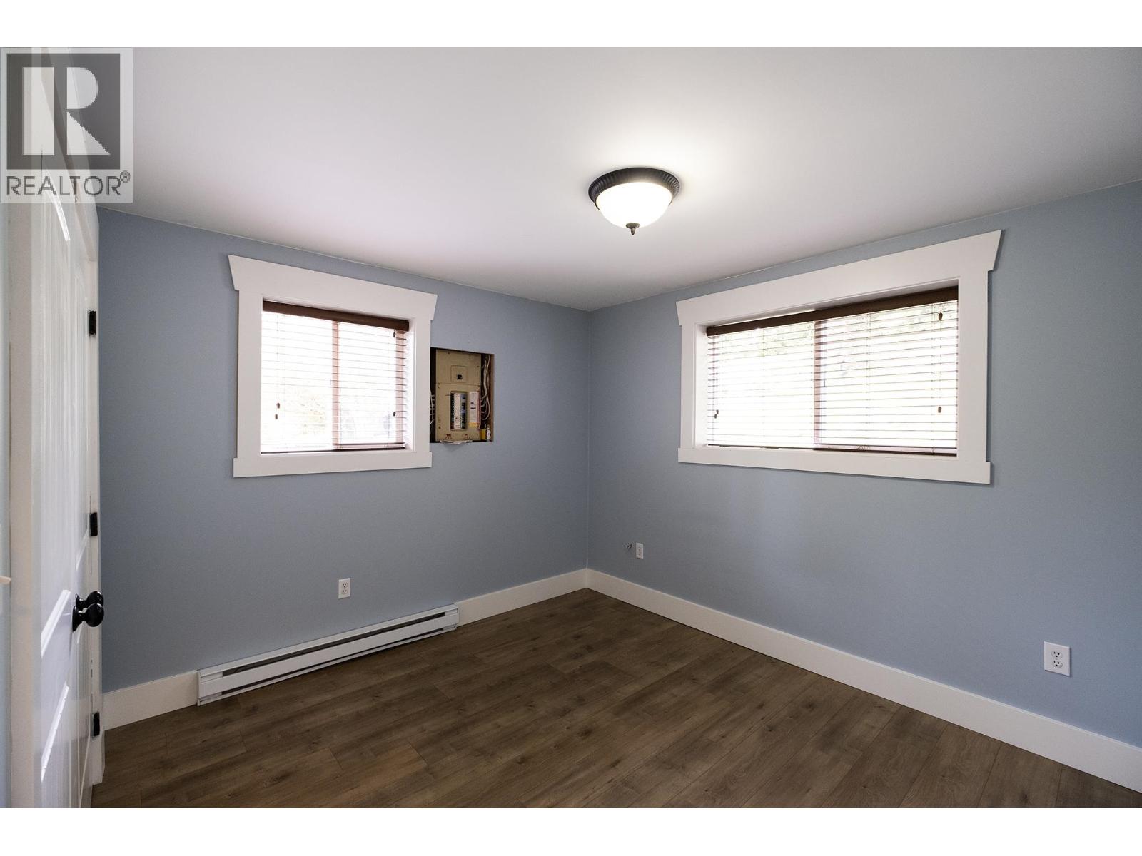 5930 SHOAL WAY, Sechelt