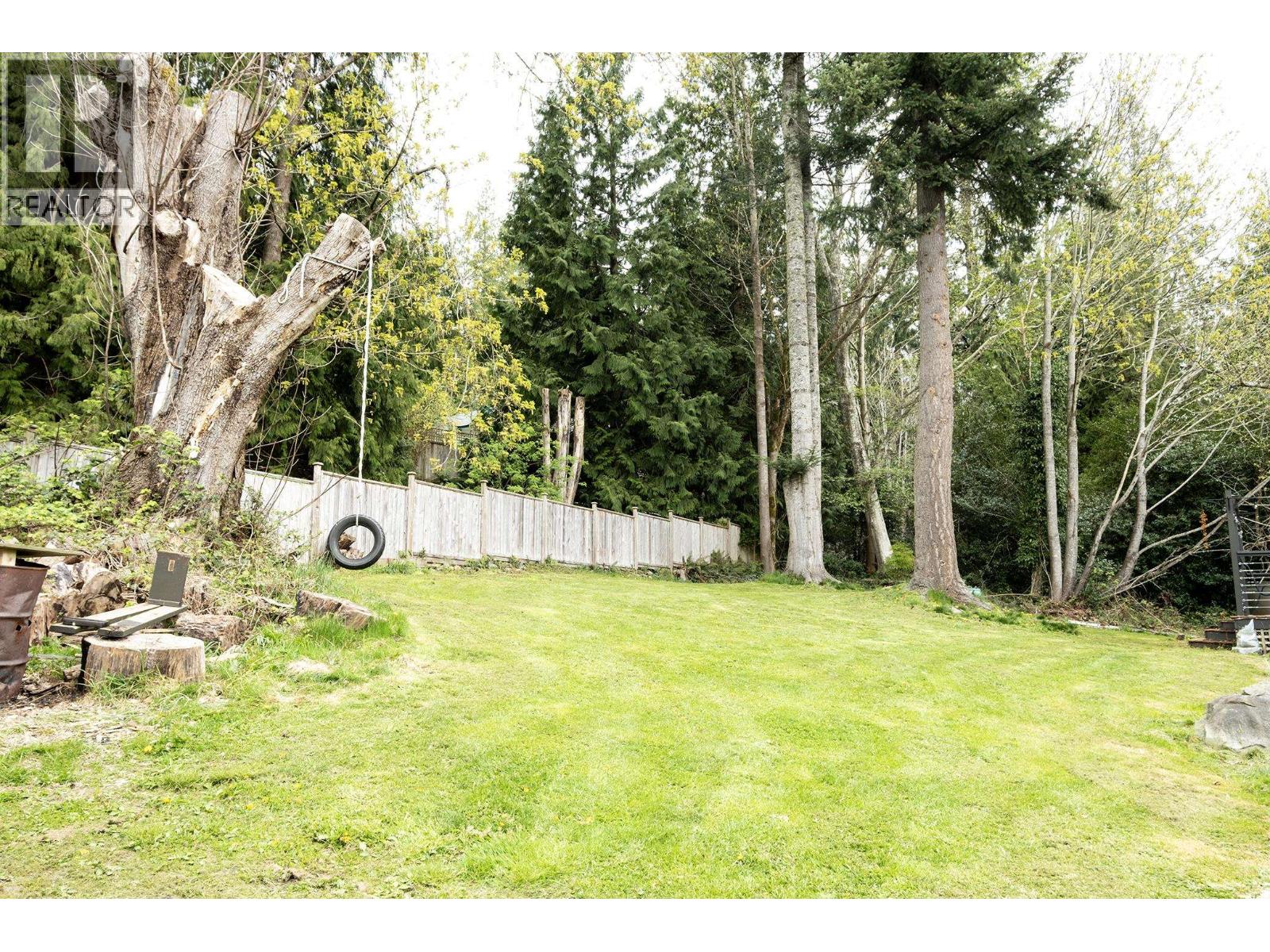 5930 SHOAL WAY, Sechelt