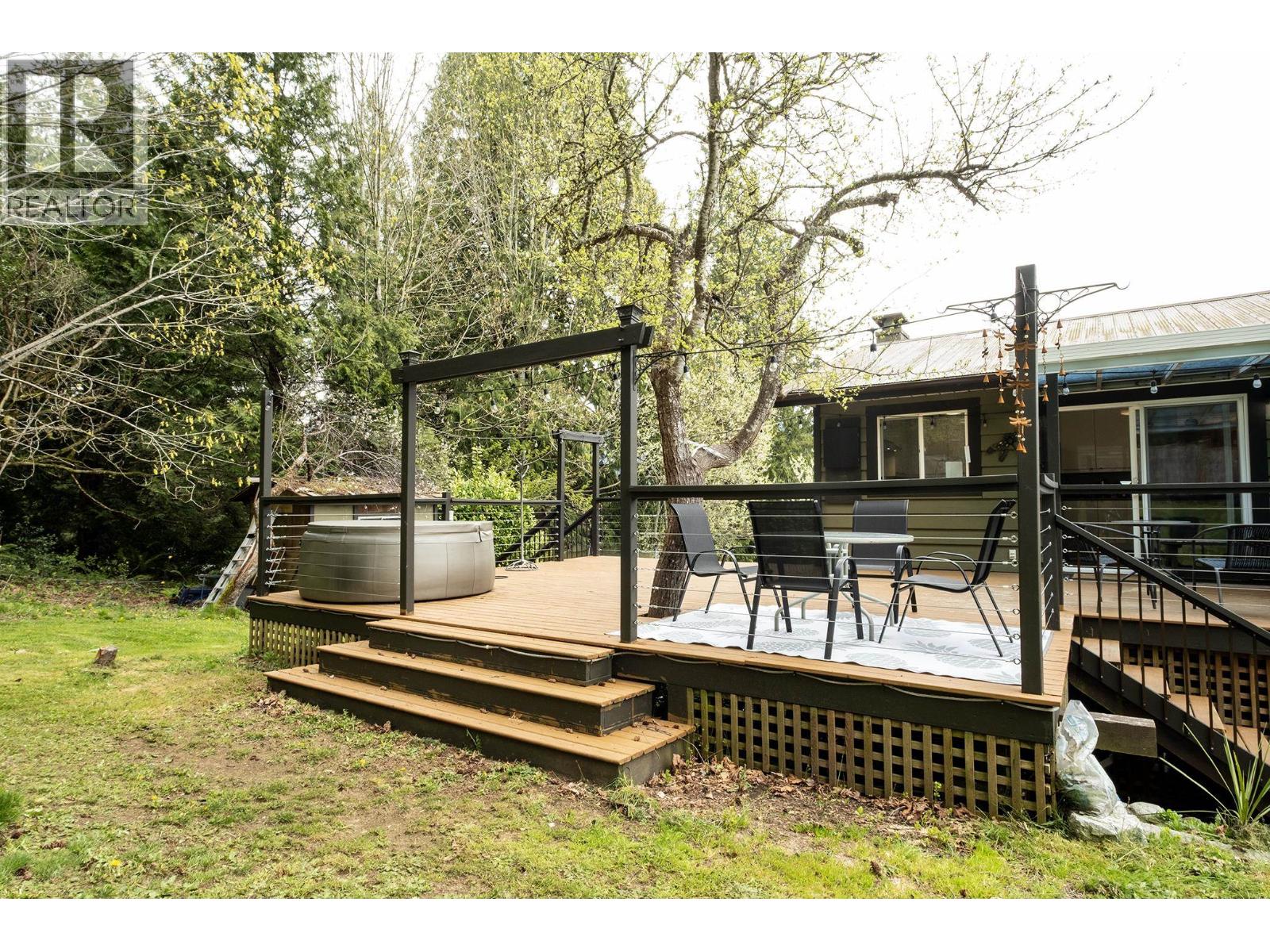 5930 SHOAL WAY, Sechelt