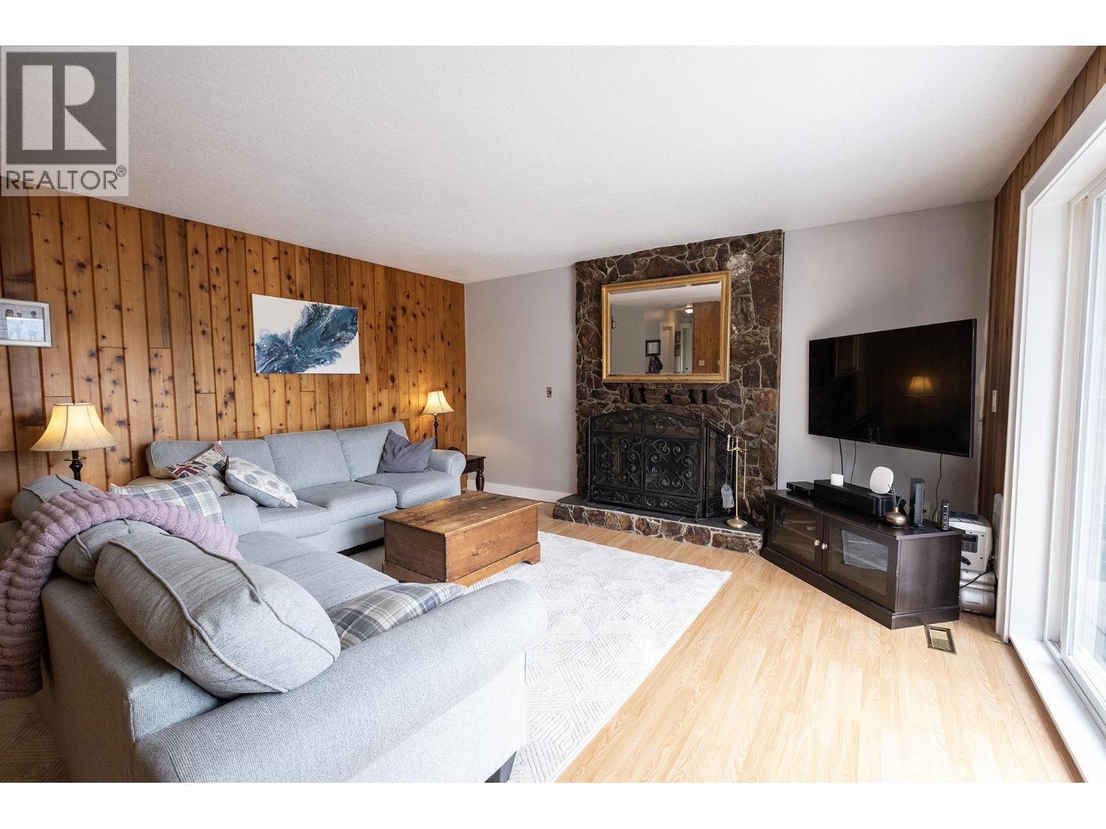 5930 SHOAL WAY, Sechelt