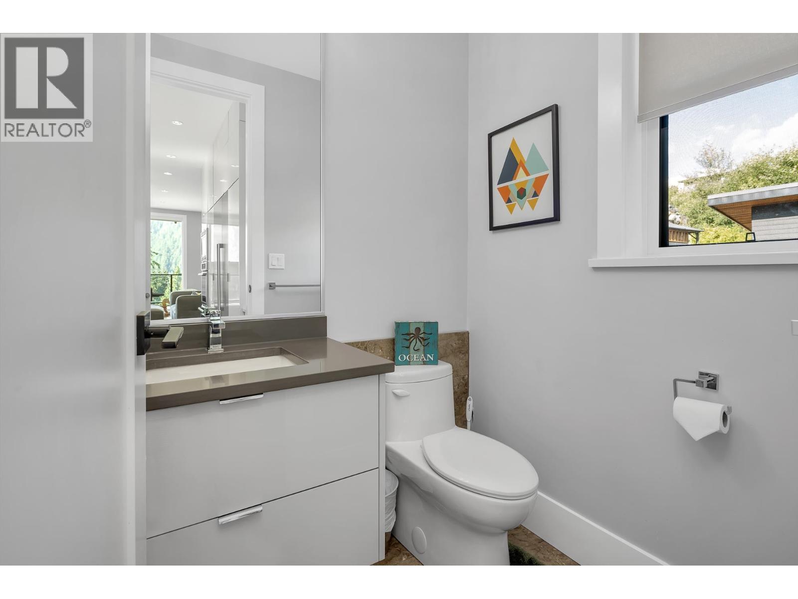 2213 WINDSAIL PLACE, Squamish