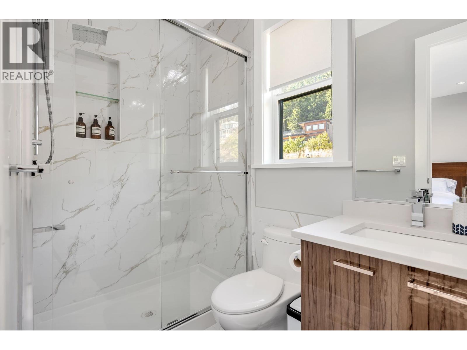 2213 WINDSAIL PLACE, Squamish