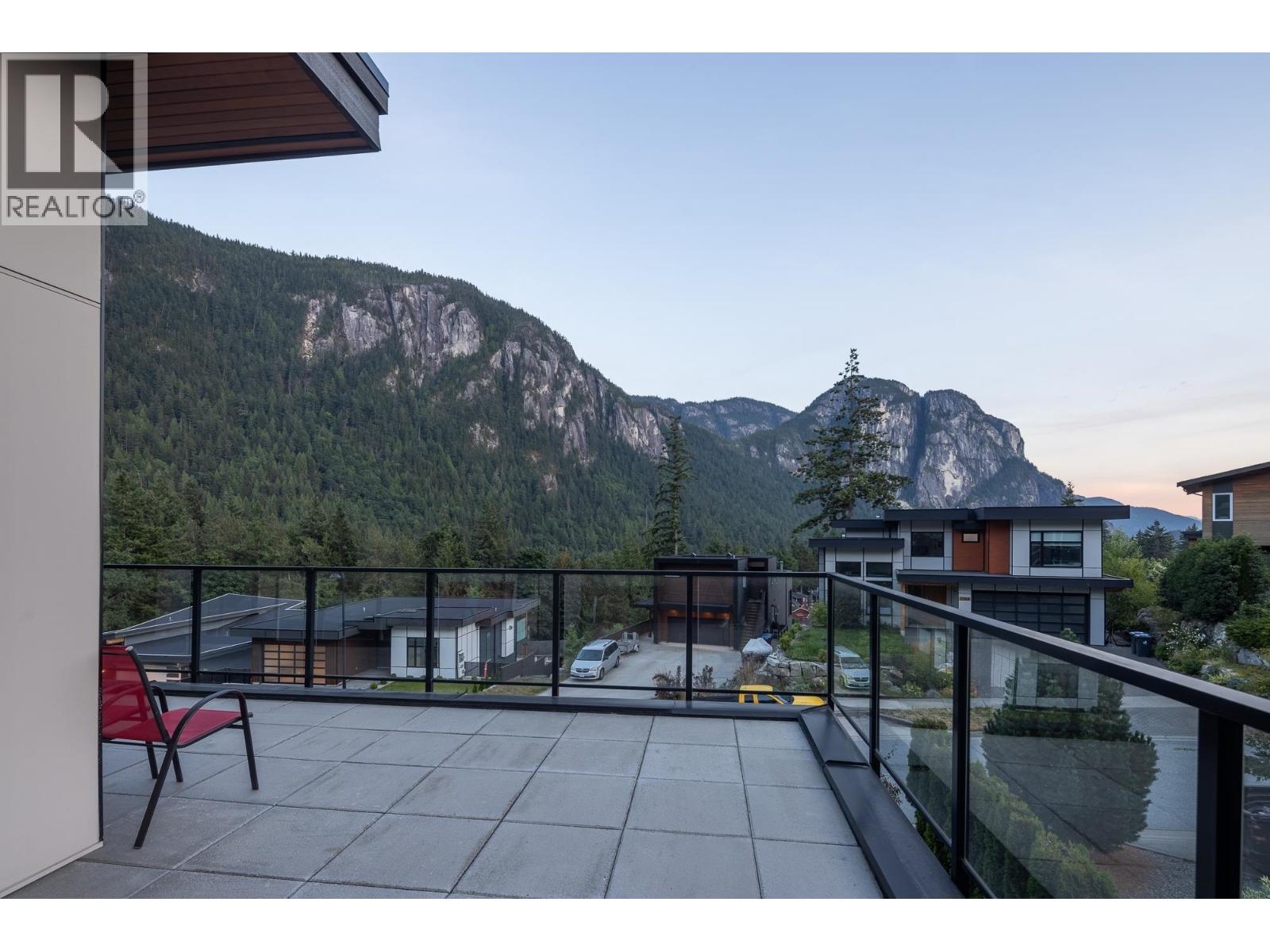 2213 WINDSAIL PLACE, Squamish