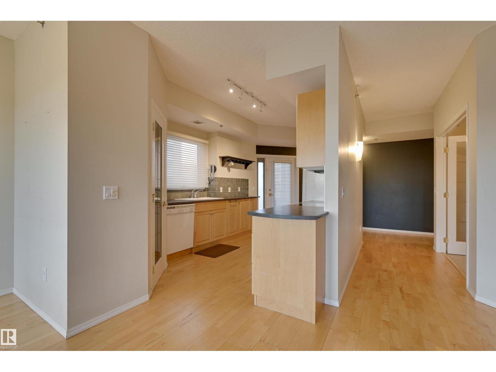 #501 9708 110 ST NW - 10