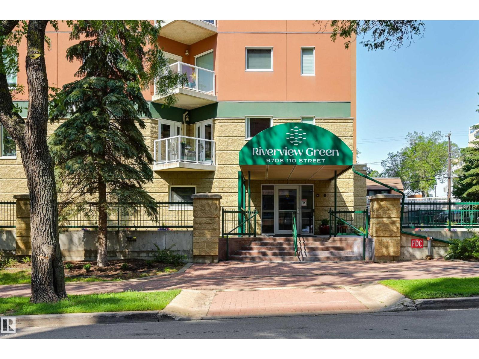 #501 9708 110 ST NW, Edmonton