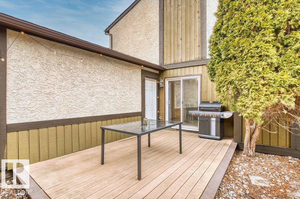 7021 32 AV NW, Edmonton