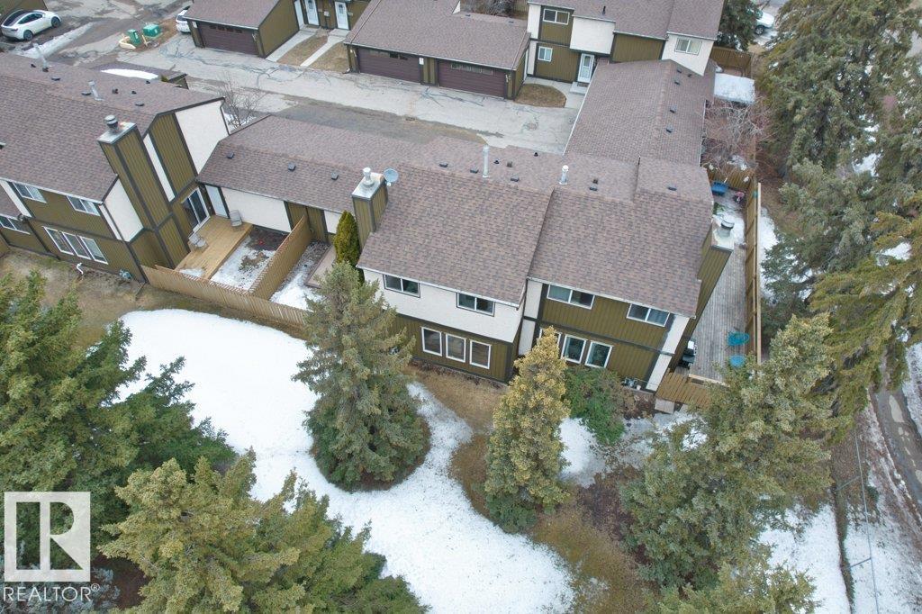 7021 32 AV NW, Edmonton