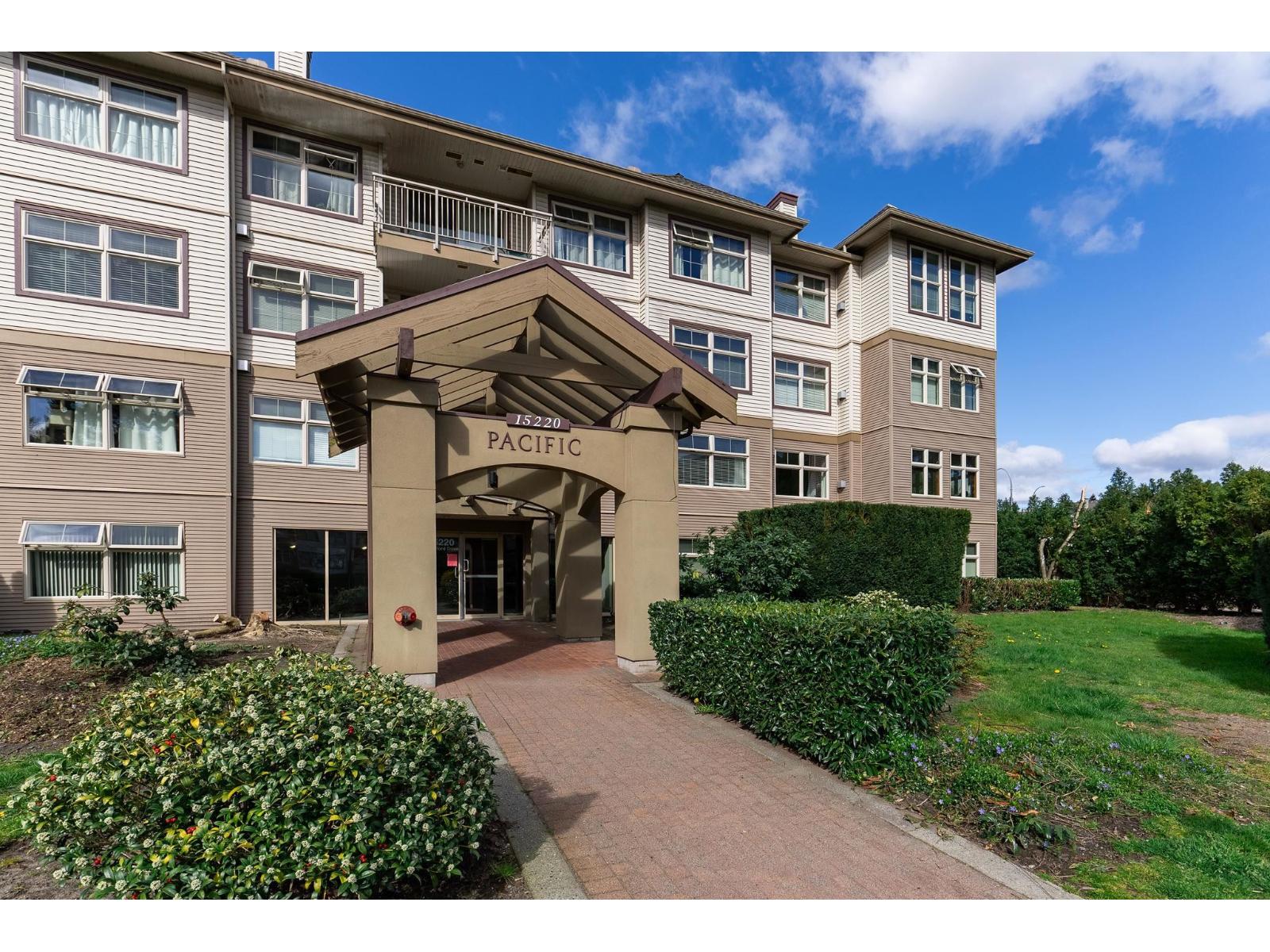 312 15220 GUILDFORD DRIVE, Surrey