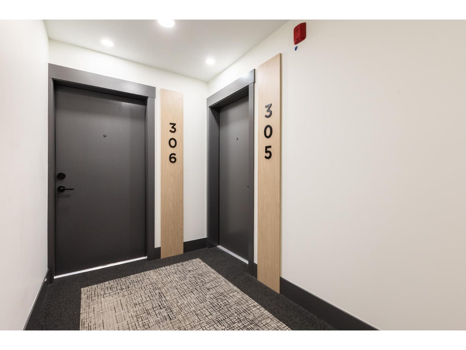 305 27249 ALDERGROVE TOWN CENTRE DRIVE, Langley