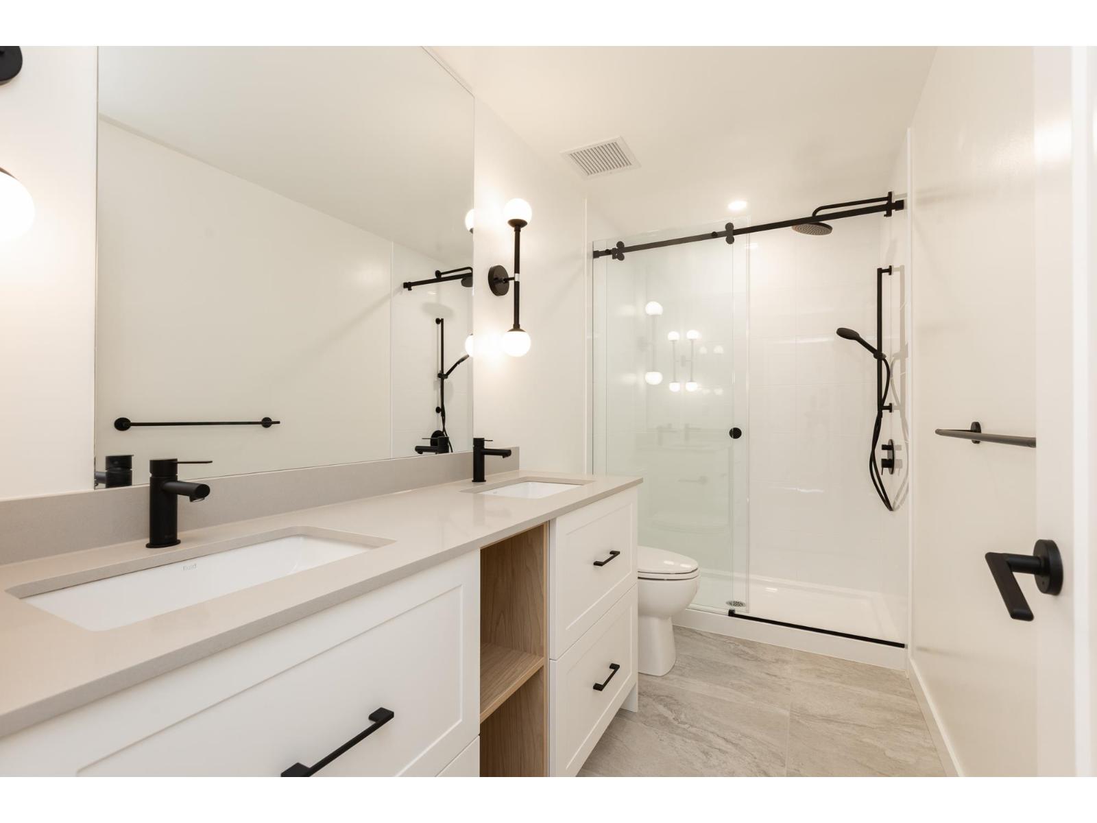 305 27249 ALDERGROVE TOWN CENTRE DRIVE, Langley