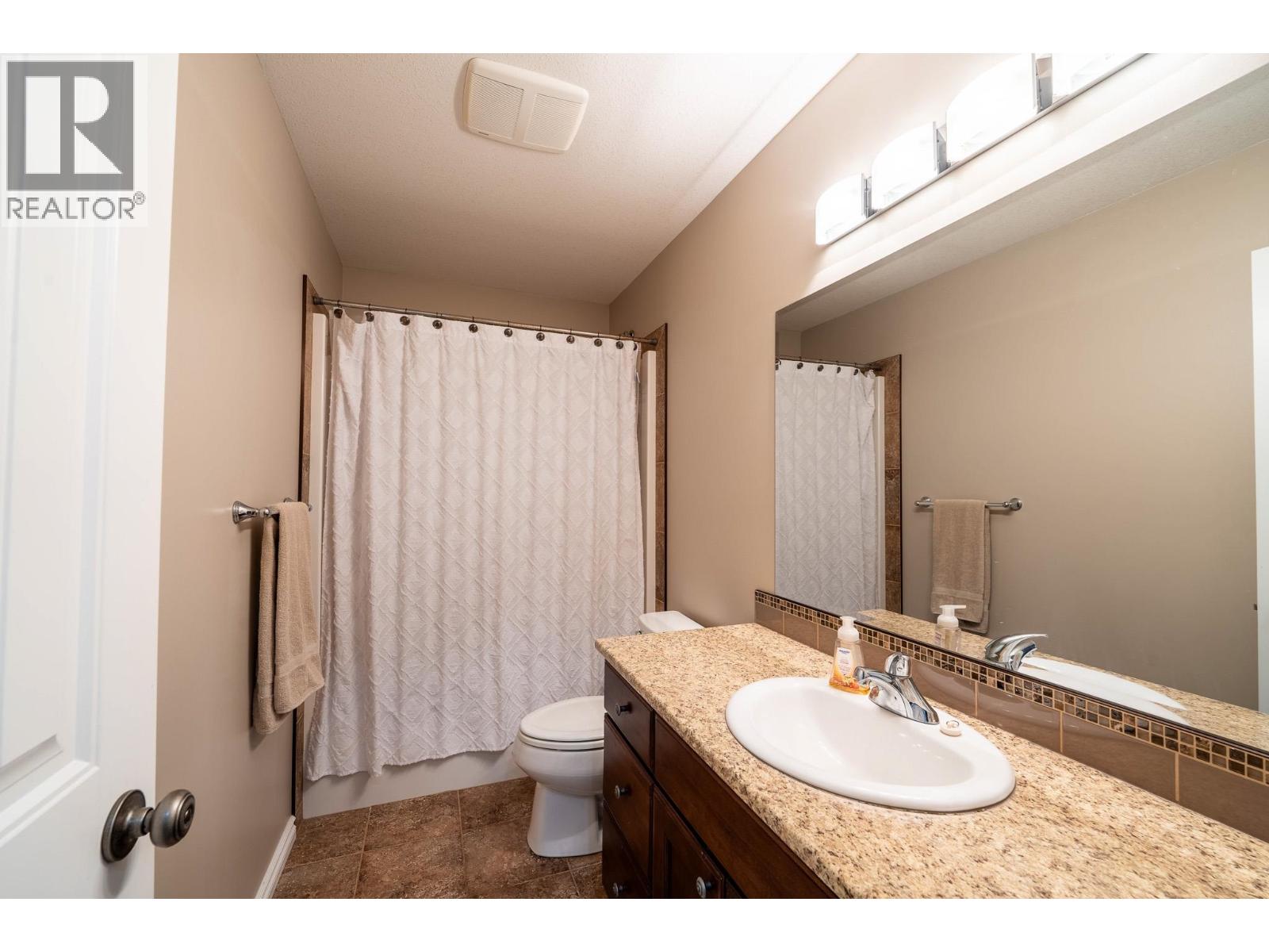 10009 117 AVENUE - 14