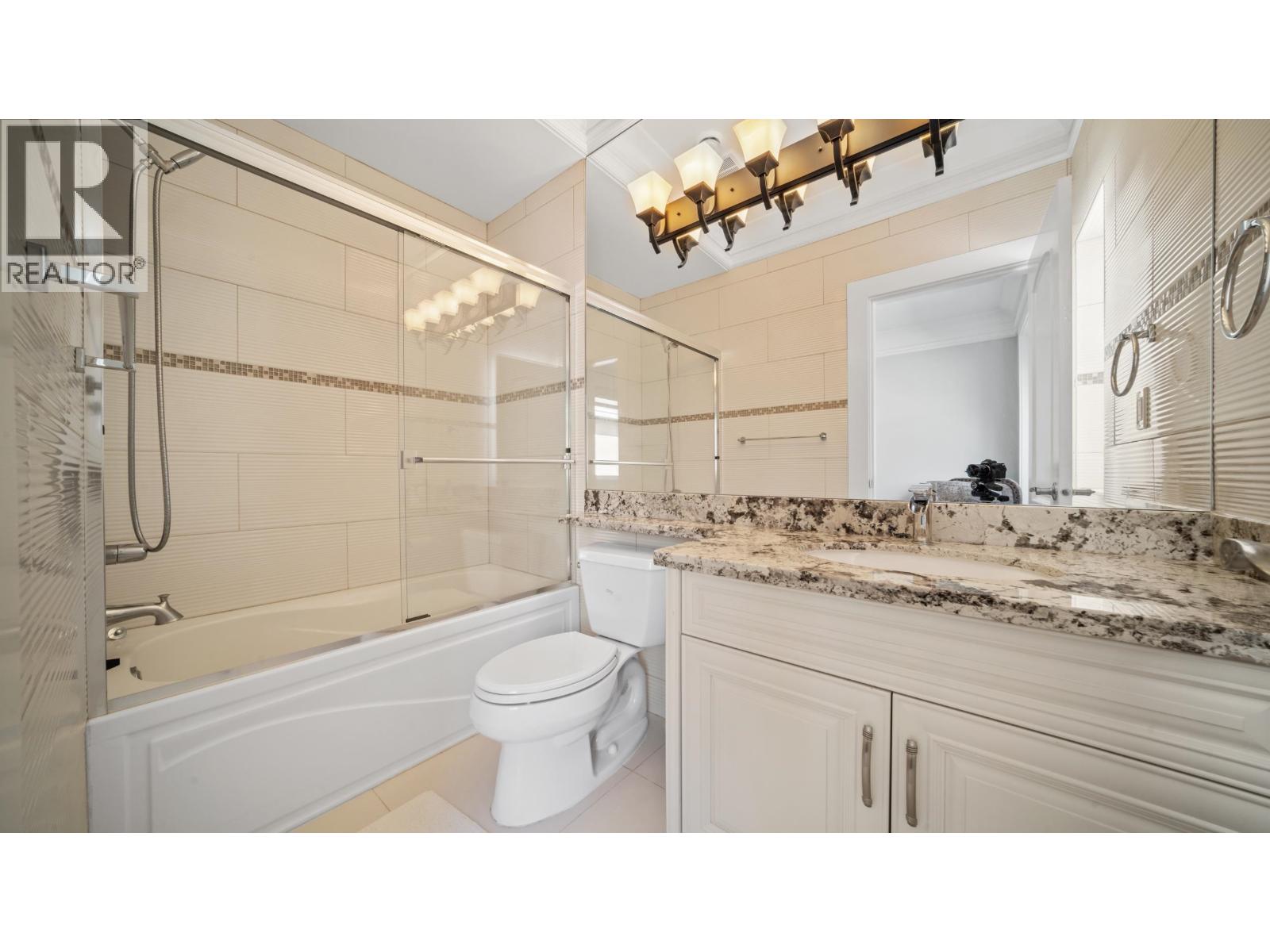 8651 PIGOTT ROAD, Richmond