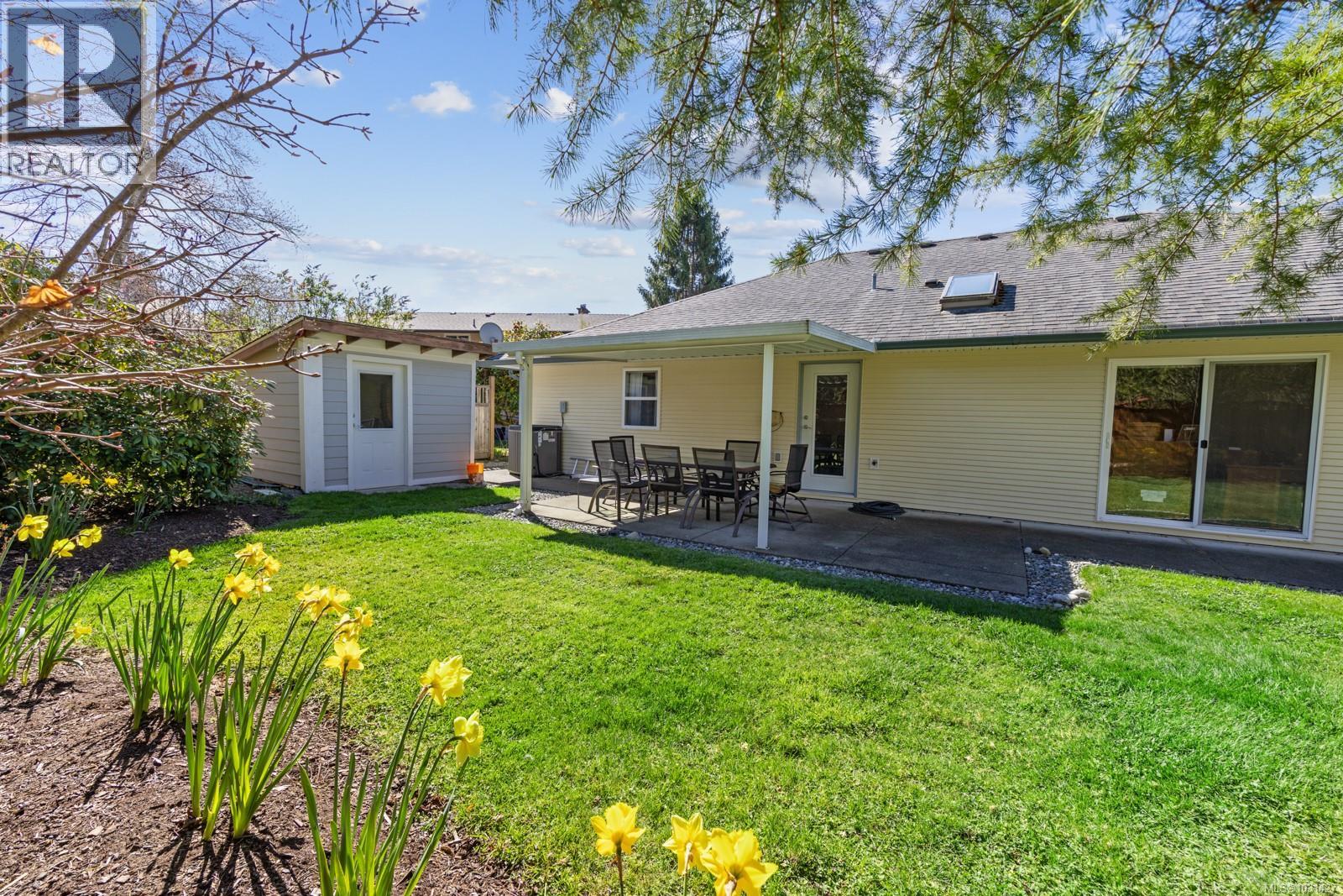 1474 RIDGEMOUNT DR - 36