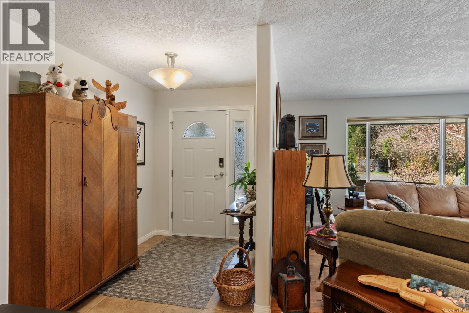 1474 RIDGEMOUNT DR - 14