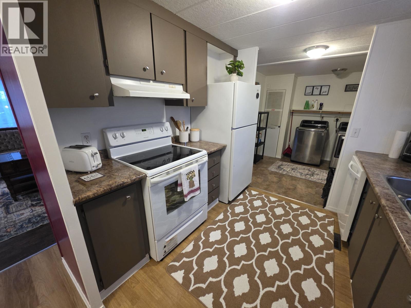 3962 HAGEN STREET, Terrace