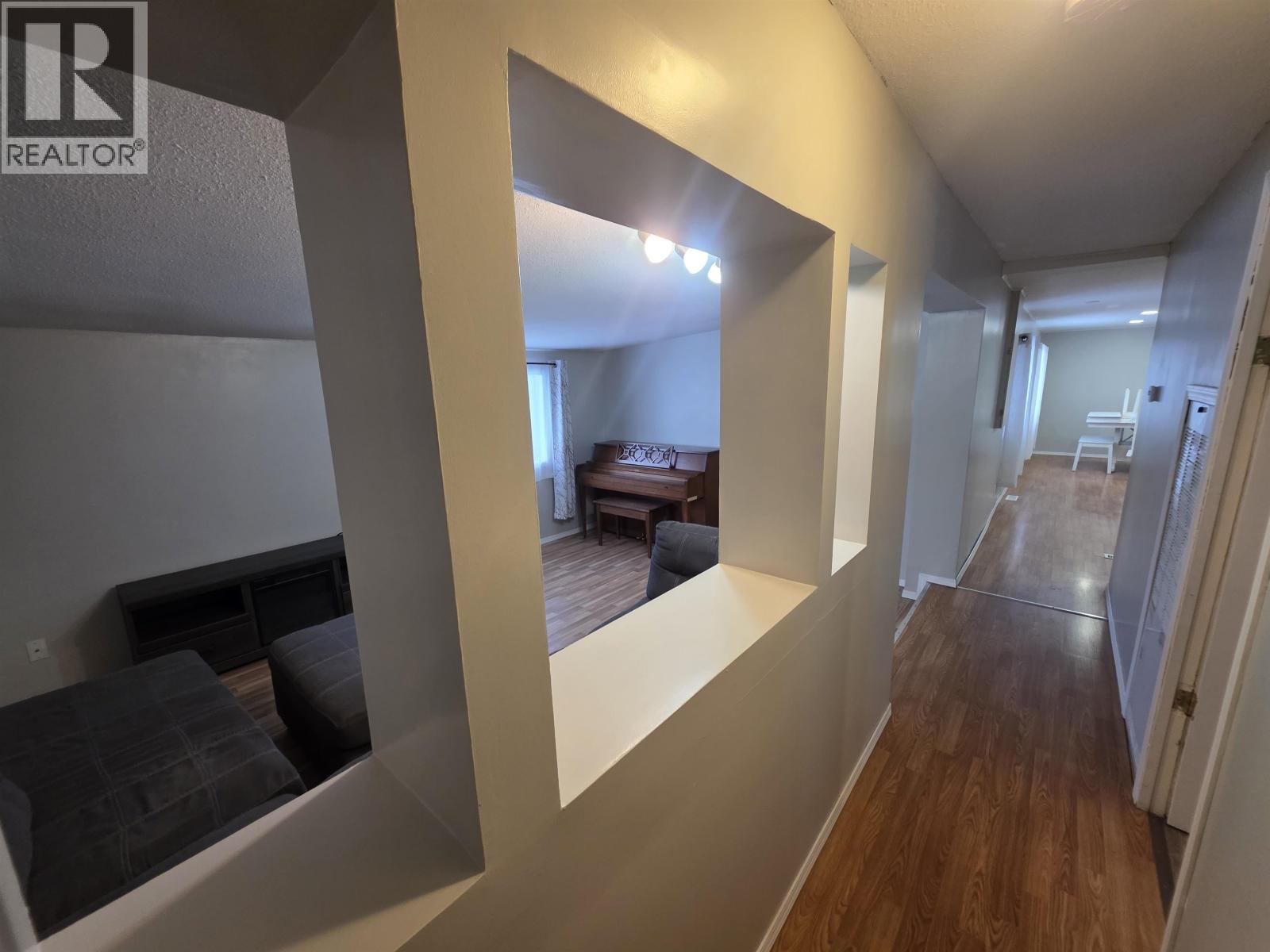 3988 WALKER STREET - 7
