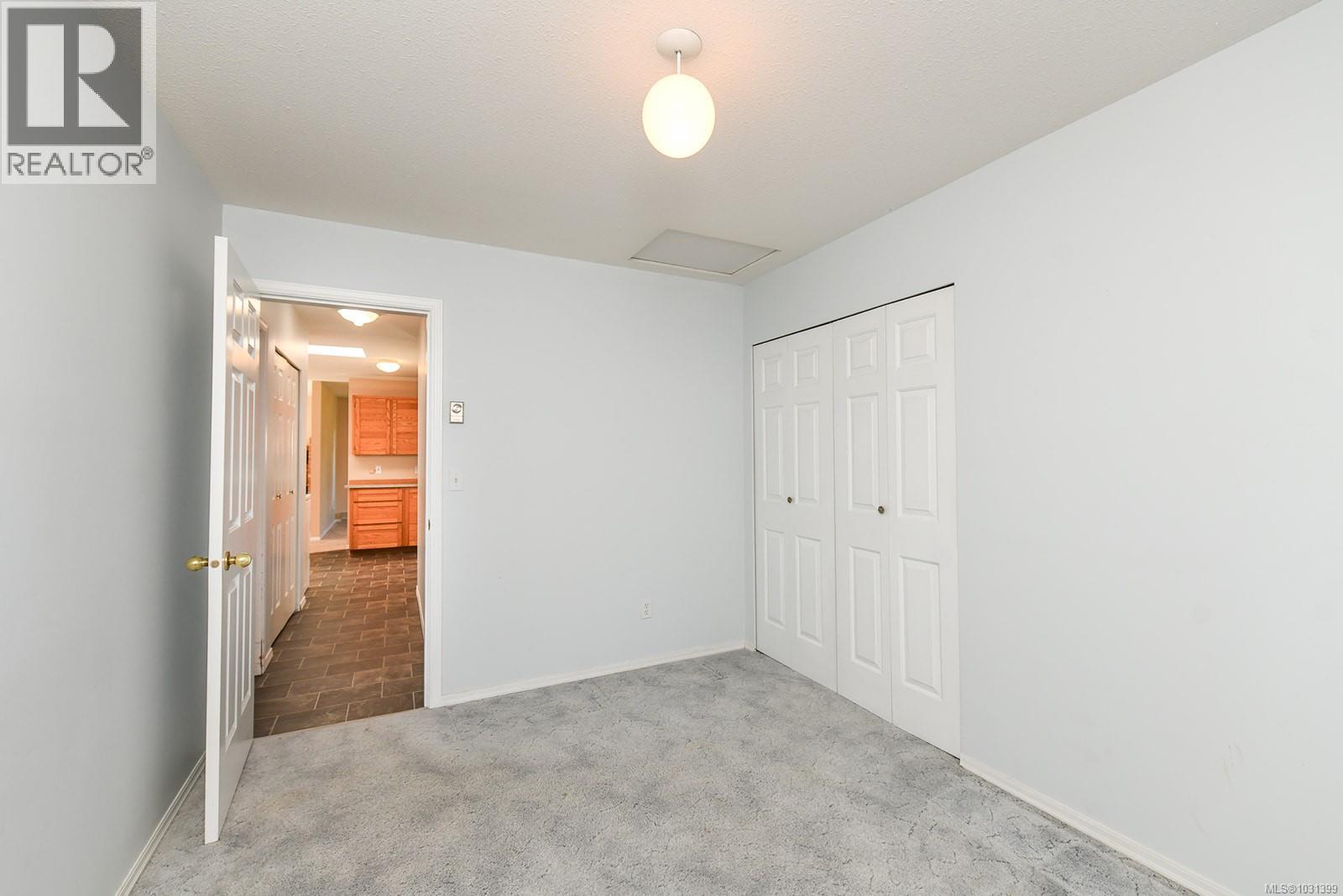 2493 WILLOWBROOK CRT - 31