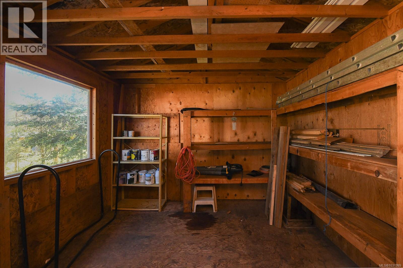 2493 WILLOWBROOK CRT - 44