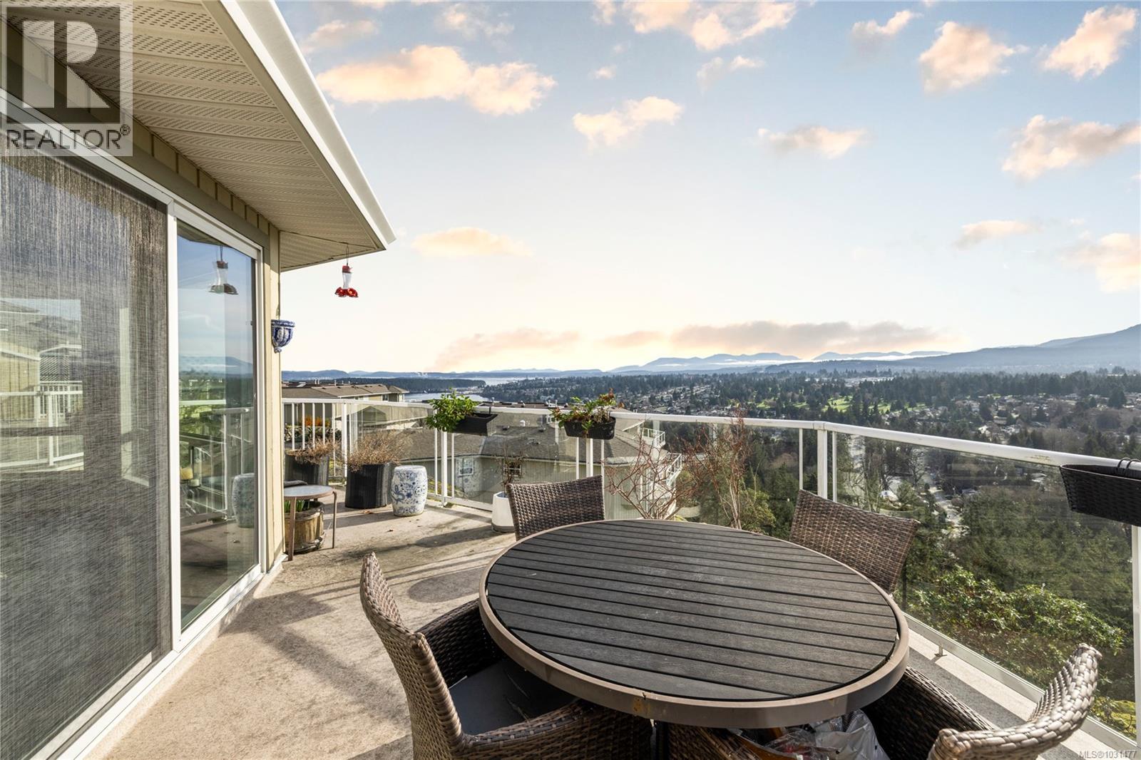 3395 Edgewood Dr - 2