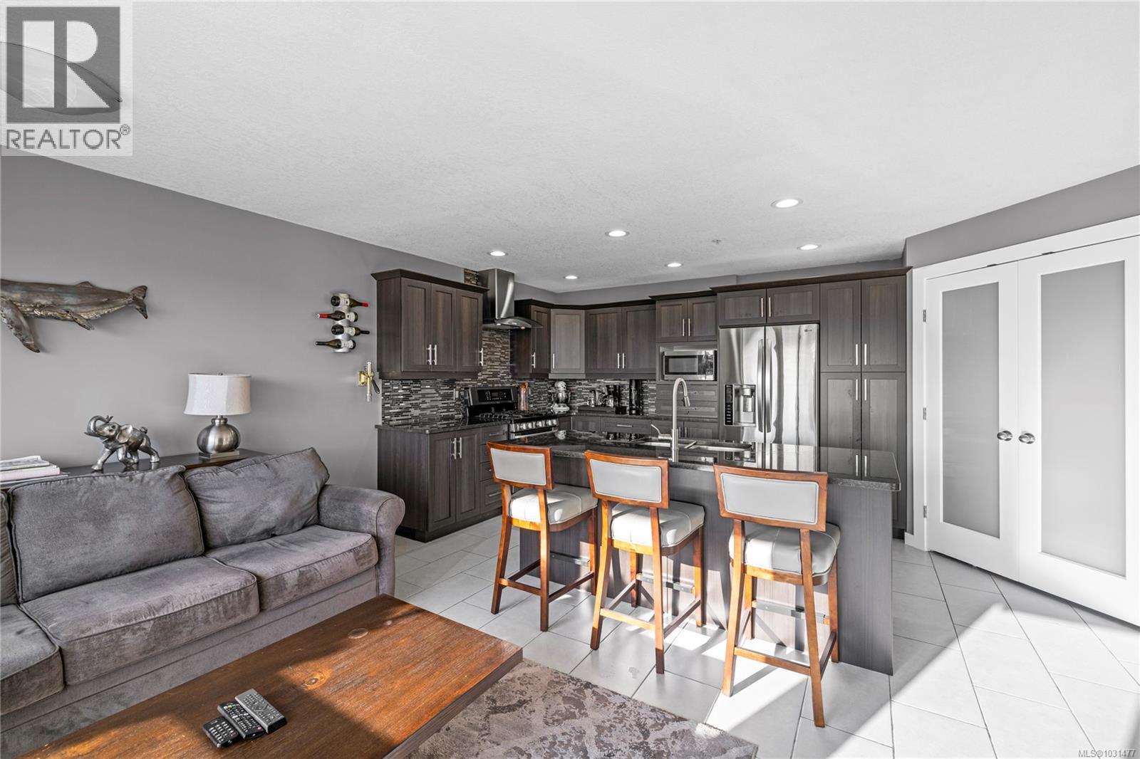 3395 EDGEWOOD DR - 21