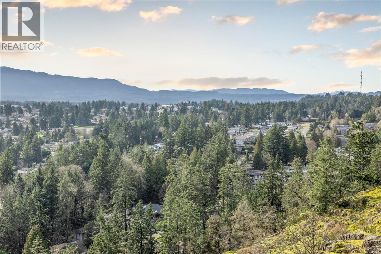 3395 Edgewood Dr - 34
