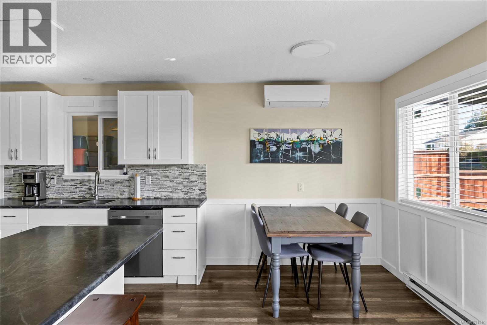 749 Phillips St, Parksville