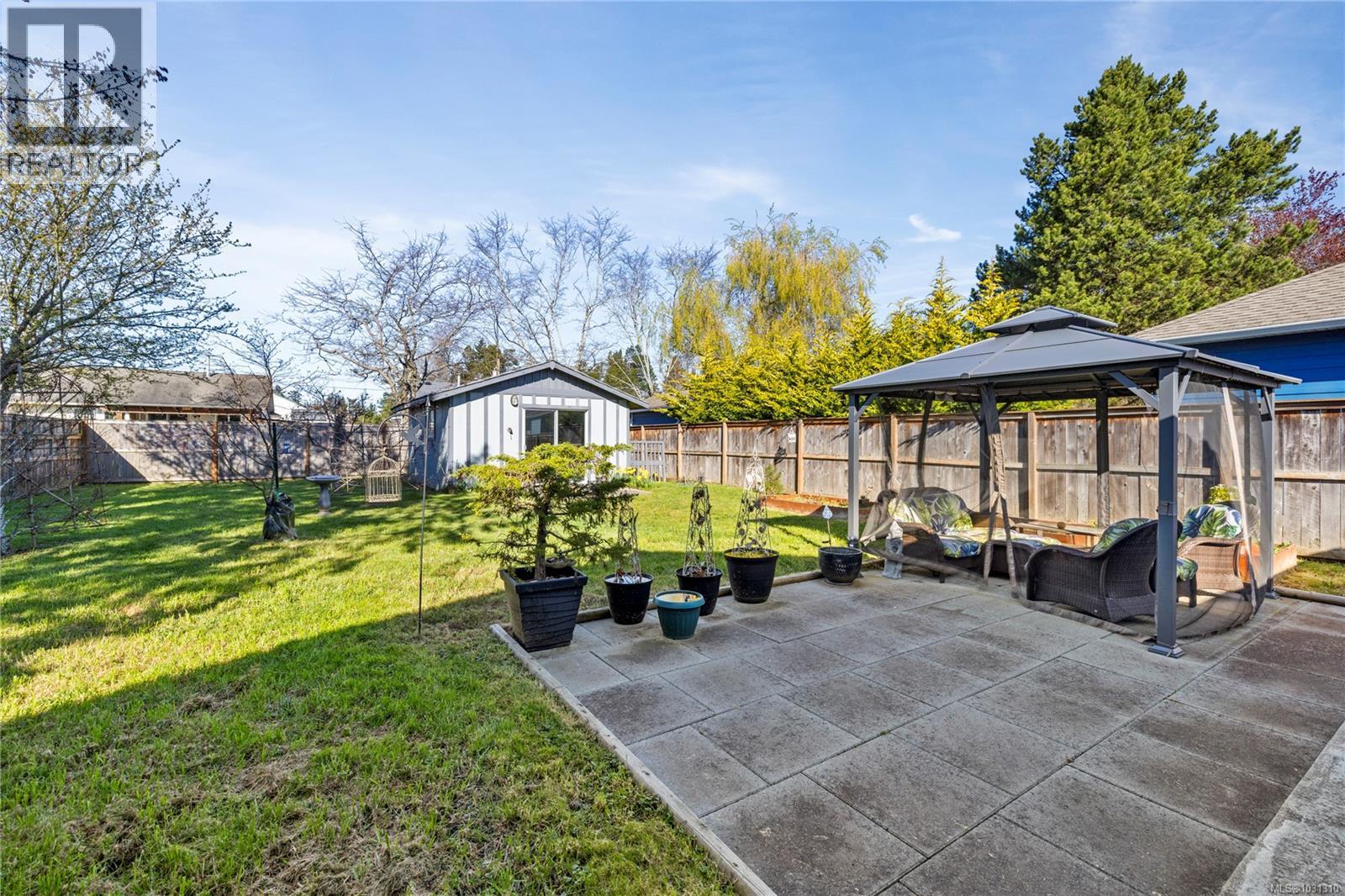 749 Phillips St, Parksville